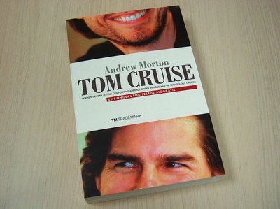 MORTON, Andrew - Tom  Cruise