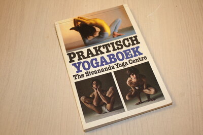 9789027498236 . Praktisch yogaboek