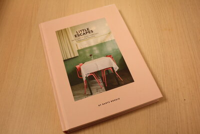9789000355105 . Titel:  Little escapes / 208 slaaptips en eetadressen in Nederland en Vlaanderen