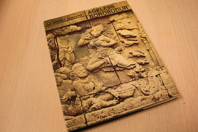9789060775530 . Titel:  Ageless borobudur