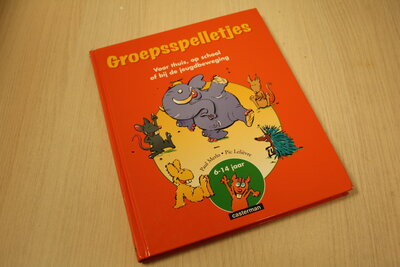 9789030320661 . Titel:  Groepsspelletjes / voor thuis, op school of bij de jeugdbeweging  6-14 jaar