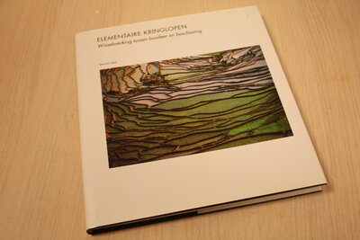 9789073035751 . Titel:  Elementaire kringlopen: wisselwerking tussen biosfeer en beschaving