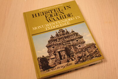 9789060111642 . Titel:  Herstel in eigen waarde / Monumentenzorg in Indonesië