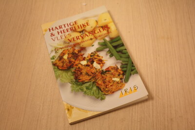 9789071062209 . Titel:  Hartige en heerlijke vleesvervangers