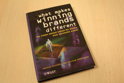 9780471720256 . Titel:  What Makes Winning Brands Different? / The Hidden Method Behind the World's Most Successful Brands