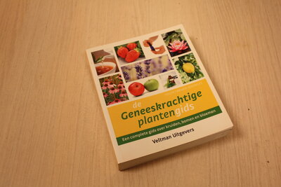 9789048302727 . Titel:  Geneeskrachtige plantengids / een complete gids over kruiden, bomen en bloemen