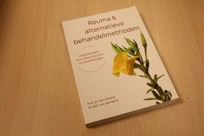 9789492500564 . Titel:  Reuma & alternatieve behandelmethoden / Handzame gids met nieuwe inzichten en ontwikkelingen