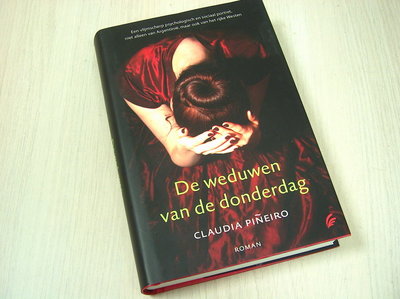 Pineiro, C. / Piñeiro, Claudia - De weduwen van de donderdag