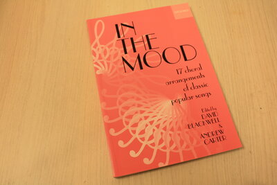 9780193302013 In the Mood / 17 Choral Arrangements of Classic Popular Songs