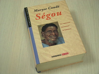 Maryse Conde - Segou / II De verkruimelde aarde
