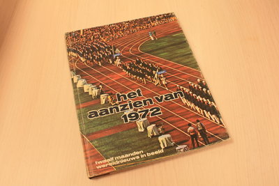  Redactie -  Het aanzien van 1972